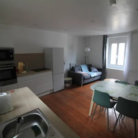 Duplex - En Plein Centre - 6 Pers Apartment