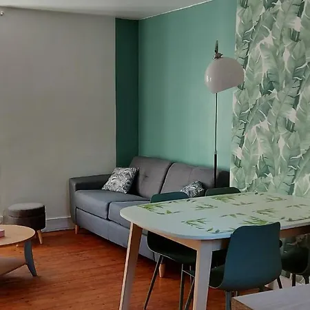 Duplex - En Plein Centre - 6 Pers Appartement